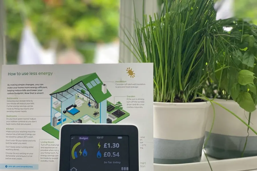 SCOPRI COME RIDURRE I CONSUMI E MIGLIORARE L'EFFICIENZA ENERGETICA DELLA TUA ABITAZIONE Syenergia